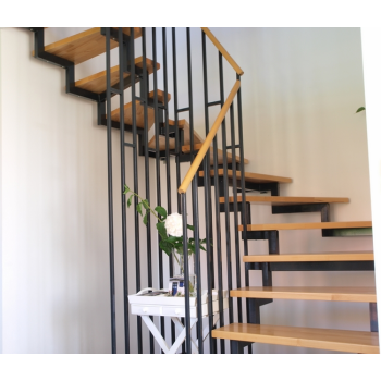 Treppe zum OG