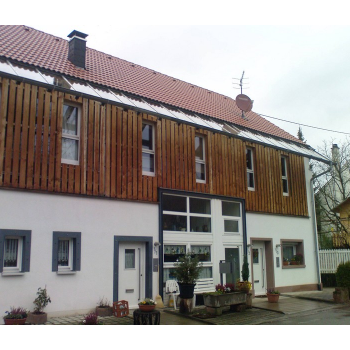 8 Wohnungen I 4 Carports I betreuen wir seit 2010