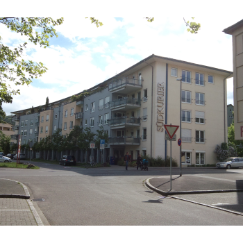 38 Wohnungen I 6 Gewerbe I 50 Tiefgaragenstellplätze I betreuen wir seit 2013