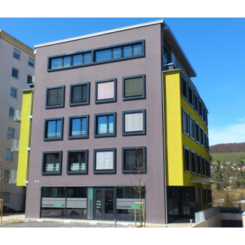 9 Wohnungen I 1 Gewerbe I 10 Tiefgaragenstellplätze I betreuen wir seit 2012